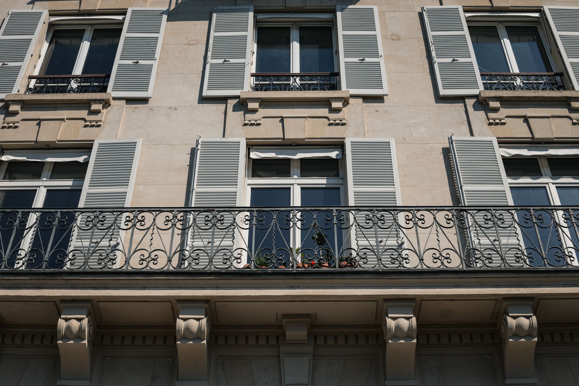 petit appartement parisien