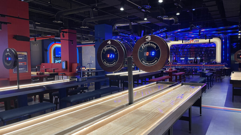 Shuffleboard débarque chez Boom Boom Villette